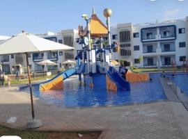 Résidence sanaouber avec piscine, hotel a Saïdia