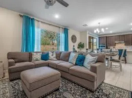 *Luxury Home*King Bed*Patio*Pool*Long Stays