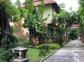 พิชชาวรี รีสอร์ท
