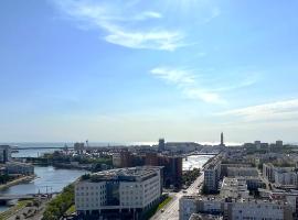 Vivez le panorama à 180 - PARKING - Proximité de la gare, hotell med parkeringsplass i Le Havre
