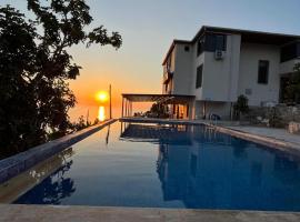 Iotape aydap butik otel, Hotel in Işıklı
