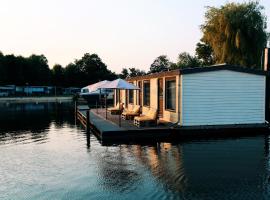 Floatel - de Schans Alphen, apart-hotel em Benedeneind