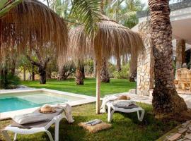 Wishome-Villa bonita en Alicante con piscina privada, отель в Эльче