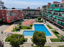 Apartment Llavaneres near Barcelona Beach Pool，聖安德烈斯德利亞瓦內拉斯的飯店