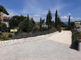 Gite Les Galets Chantants Saint hilaire du rosier