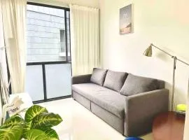 Centralize Stylish Loft Apartment Near MRT 市中心全景屋