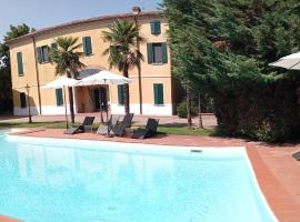 Villa delle palme B&B 5 stelle, ubytování v soukromí v destinaci Carpi