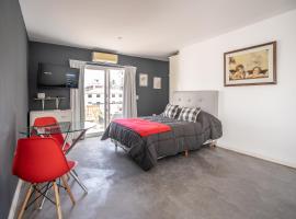 Divino mono ambiente en el centro de Pinamar, cerca de todo, hotel in Pinamar