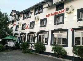 Hotel Mya, hotel Besztercén