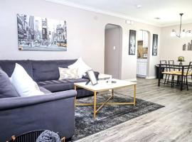 Comfy Two-Bedroom Apartment in Arlington, alquiler vacacional en Arlington
