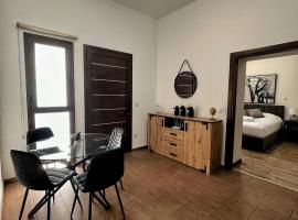 Cozy house city center in Limassol: Limasol'da bir villa