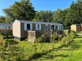 DS Chalets-Simonsgat 63-Geweldige 6 tot 7 persoons chalet met 2 badkamers-vakantiepark Lauwersoog-aan het Lauwersmeer，羅維蘇格的海濱度假屋