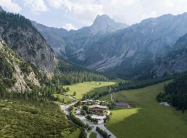 Gramai Alm alpengenuss & natur spa، فندق في بيرتيساو