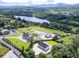 Bradleys Cottage Creeslough, hotel u gradu Creeslough