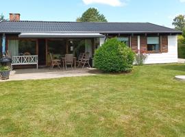 Holiday home Dronningmølle VII, holiday rental in Dronningmølle