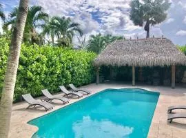 Villa Palma-Hollywood Beach - Winter & Spring Break Getaway!