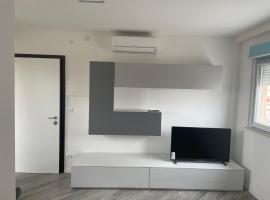 Appartamento in Villa Gioiosa, διαμέρισμα στο Γκράντο