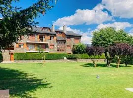 Dúplex a Age amb piscina