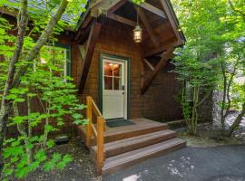 Metolius Cabin 6, holiday home in Camp Sherman