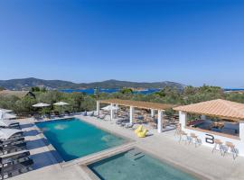Brisot, hotel sa Galatas