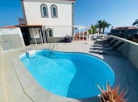 Villa Ivanlore, cottage in Las Palmas de Gran Canaria