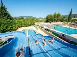 Camping Les Hautes Prairies、ルールマランのグランピング施設