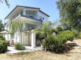 Aiolos, vacation rental in Kalamaki Messinia