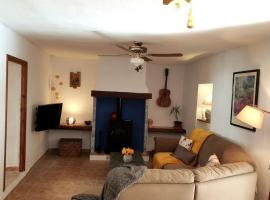 Casa Arriba Village House in Zarra