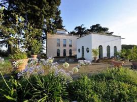 Pavillon Torre Del Falco, Lodge in Ronciglione