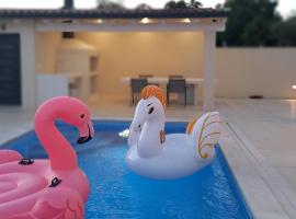 Villa Salvore - new luxury house, heated pool, near beaches, playroom - Istria, hotel v destinaci Savudrija