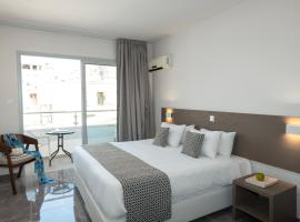 Blazer Residence, hotel sa Larnaka