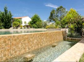 Salgadinho Casa de Campo & Selao da Eira Velha, hotel en São Teotónio