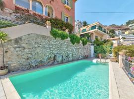 Villa Francesca Beautiful villa with sea view and swimming pool! – domek wiejski w mieście Villefranche-sur-Mer