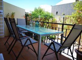 BAVIERA GOLF APARTAMENTO TERRAZA Y JARDIN, hotel u gradu 'Caleta De Velez'