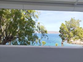 Al mare, hotell sihtkohas Soúnio