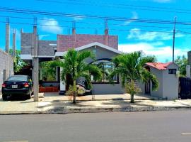 Tropical Paradise, Galápagos, apartment in Puerto Baquerizo Moreno