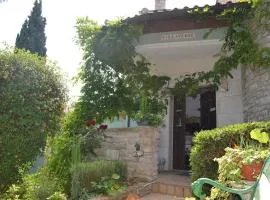 Villa Verde Apartments and Rooms