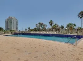 South Padre Island Gem Community Pool and Hot Tub!