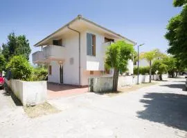 Nice Home In Nicotera Marina With 3 Bedrooms And Wifi