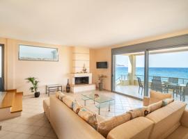 Spacious beachfront maisonettes with stunning views & a private beach, hotel in Monemvasia
