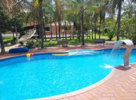 Chalés Holiday House, chalupa v destinaci Rio Quente