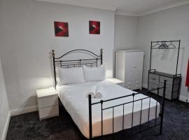 Birtley's Diamond 3 bed Apt, sleeps 6 Guests, хотел в Birtley