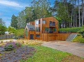 Secluded Forest Oasis - Your Ultimate Retreat Awaits!, хотел в Montara