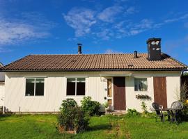 Cottage Halle-Hunneberg, feriebolig i Vargön