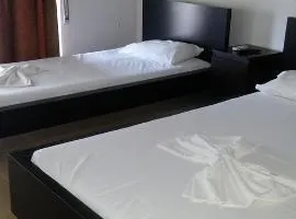 Philippos & Maria Apartments