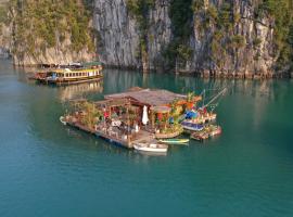 Lan Ha Floating Homestay, hotell i Cat Ba