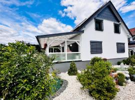 Ferienhaus zur Waldauer Höhe mit 3 SZ, 120qm & 40qm Balkon, hotel near Talsperre Ratscher, Schleusingen