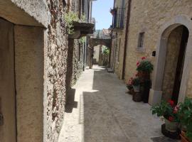 B&b Villa Argimusco, bed & breakfast i Montalbano Elicona