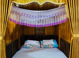 Thai Culture Homestay – hotel z parkingiem w mieście Mù Cang Chải