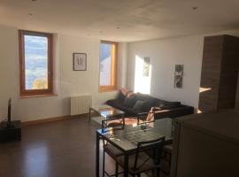 Appartement calme aigueblanche trois vallées โรงแรมในAigueblanche